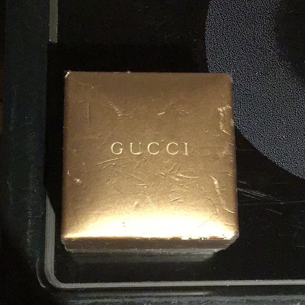 Gucci ring